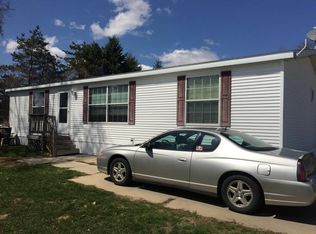 1351 Cambridge Ln, Caro, MI 48723