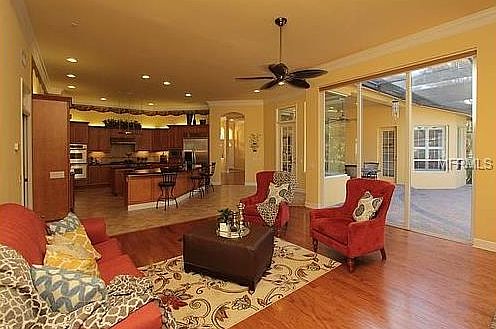 4th image of 2822 Grey Oaks Blvd