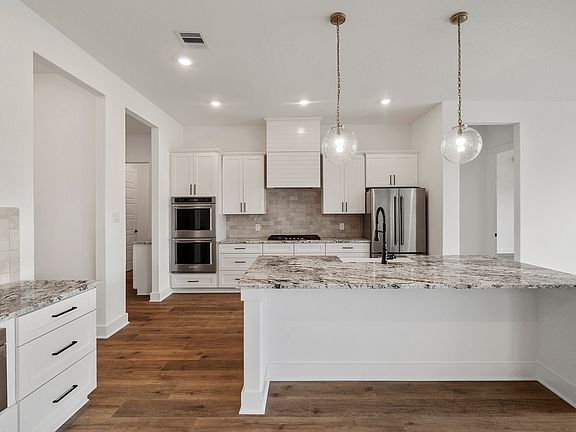 Fully loaded kitchen