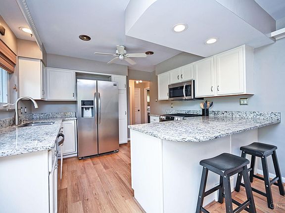 3rd image of 7256 Jethve Ln