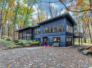 373 Mill Rd, Rhinebeck, NY 12572