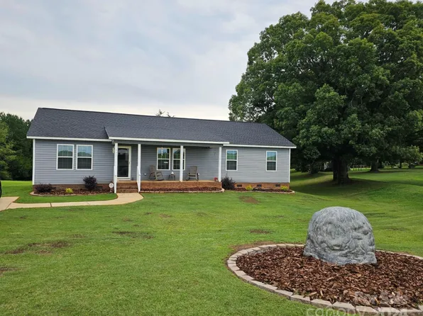 302 Flint Hill Rd, Cherryville, NC 28021