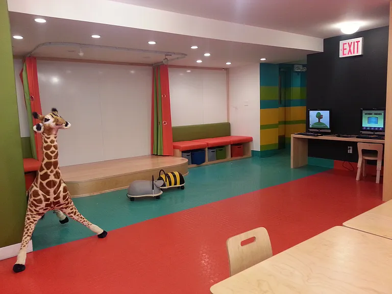 225 Rector Pl #6S — Photo 17
