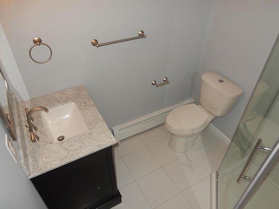 5th image of 24 La Terraza Dr