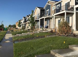 1091 Mountain Dr, Longmont, CO 80503