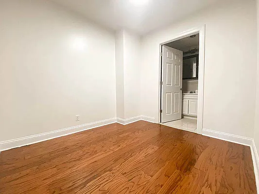 Rented by MOTION New York | media 5