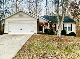217 Leafmore Ct, Waxhaw, NC 28173