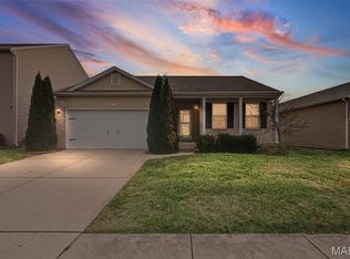 2613 Autumn Harvest Ln, Belleville, IL 62221