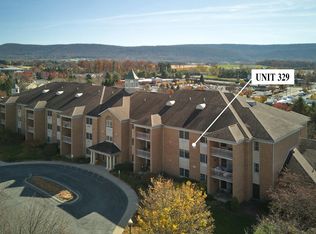305 Village Heights Dr APT 329, State College, PA 16801