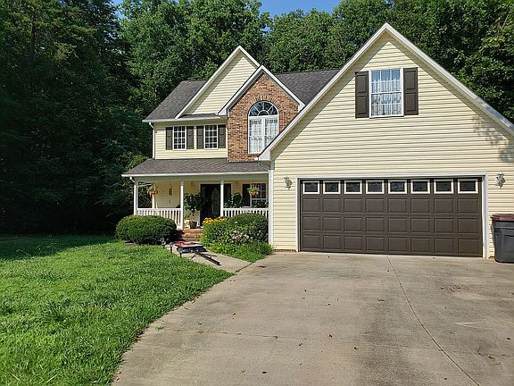 2nd image of 1330 Sherwood Dr