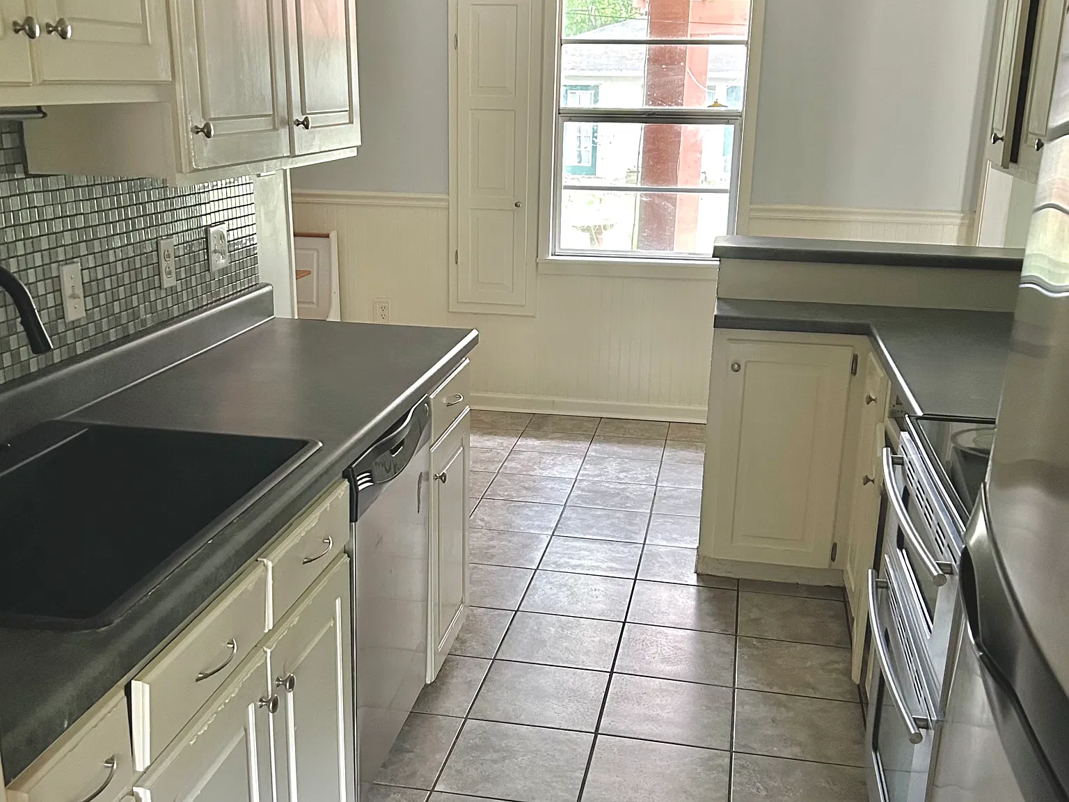 3 bed, 1621 sqft, $2,050 — Photo 4