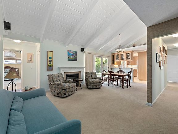 5th image of 1183 Solana Dr
