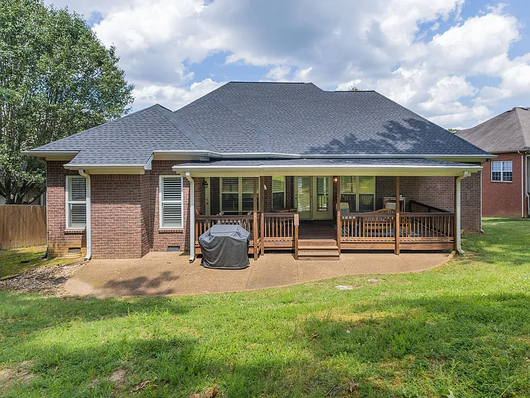 2077 Sherbrooke Ln — Photo 38