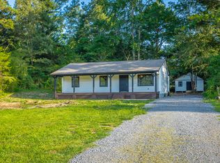 304 Bonavista Ln, Tunnel Hill, GA 30755