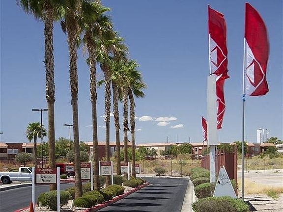 Hacienda Hills entrance