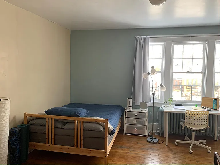 5840 Hobart St — Photo 7