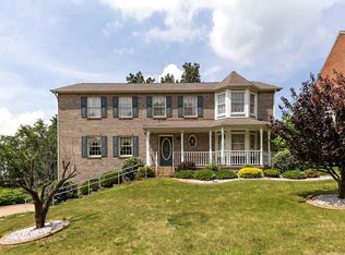 205 Villa Manor Dr, Monroeville, PA 15146