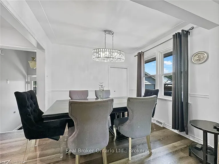 3 Westview Ave — Photo 12