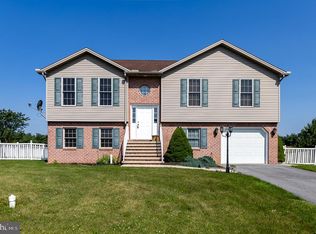 240 Grove Dr #145, Shippensburg, PA 17257
