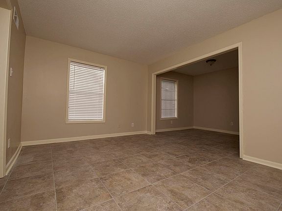 2nd image of 5082 Golden Oaks Dr