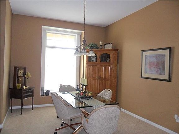 Formal Dining off Entry