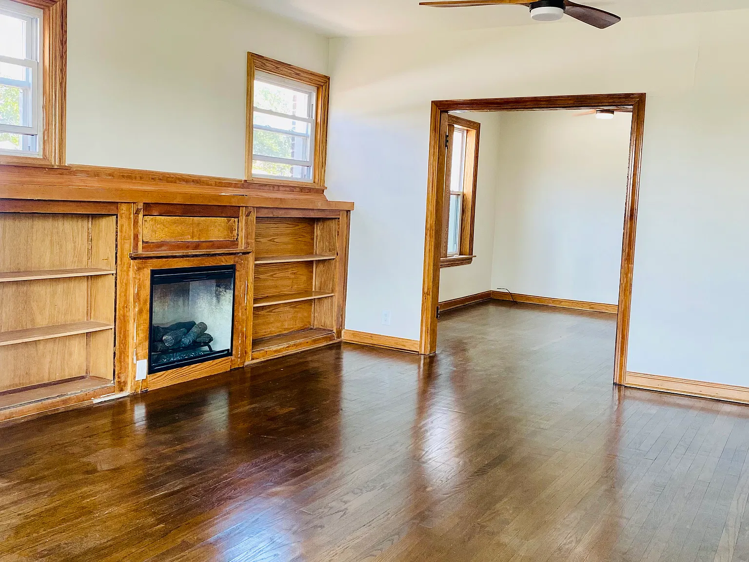 3 bed, $2,100 — Photo 3
