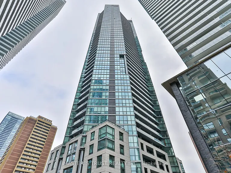 45 Charles St E #2 — Photo 1