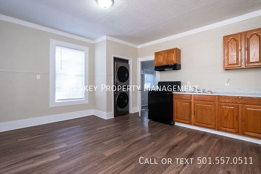 1308 W 21st St — Photo 4