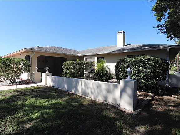 2nd image of 427 Gulfbreeze Blvd