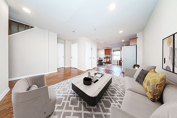 1st image of 239 Sumpter St #1