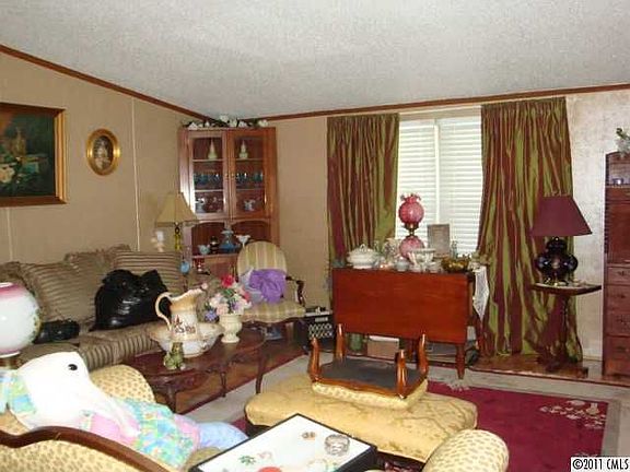 4th image of 3140 Carrie Estates Dr