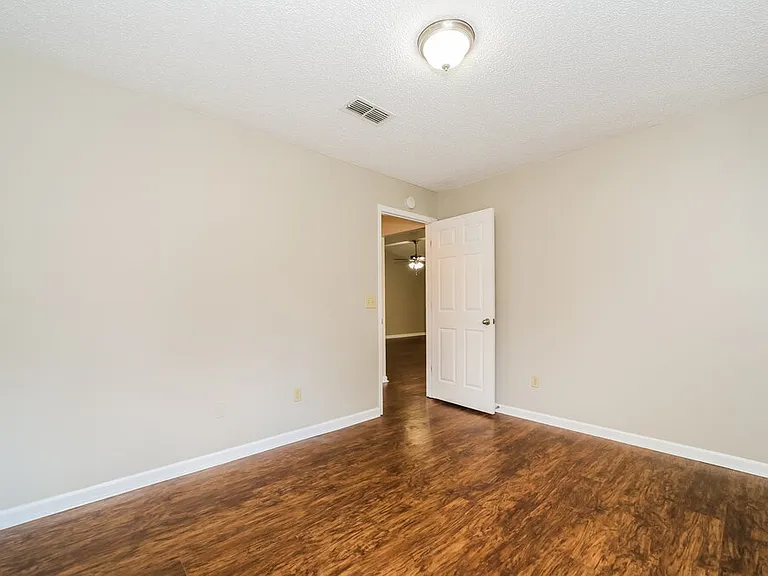 10871 Copper Creek Ct — Photo 16