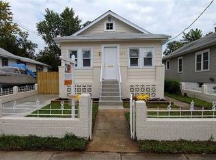 519 68th St, Capitol Heights, MD 20743