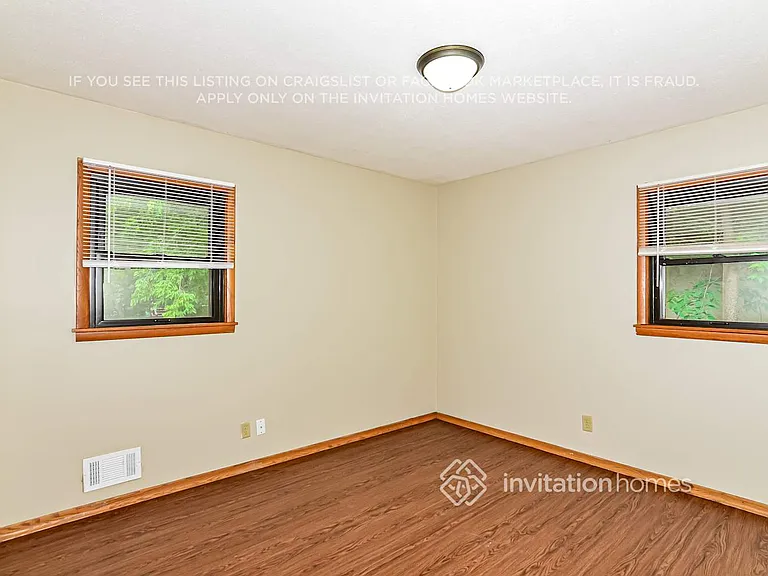6680 Anoka St NE — Photo 14