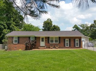 284 Cascade Hills Ln, Benton, KY 42025