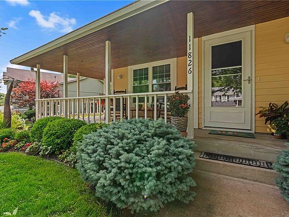 5th image of 11826 Virginia Ave