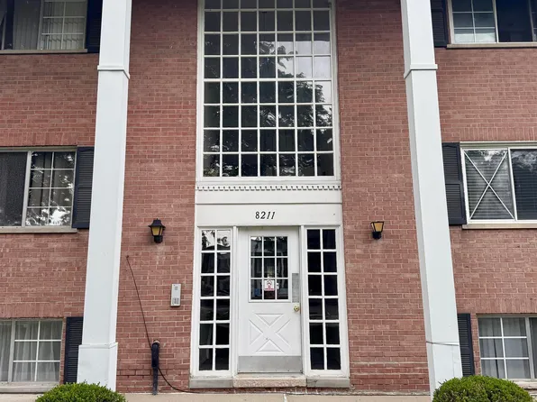 8211 Denwood Dr APT 4, Sterling Heights, MI 48312