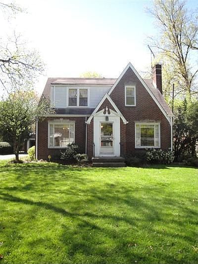1st image of 133 Danbury Dr