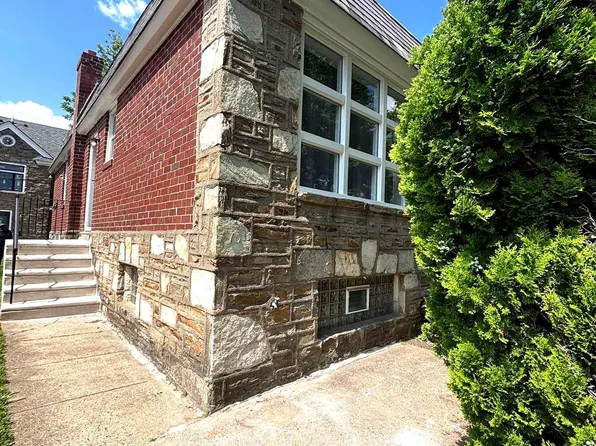 7104 Stenton Ave, Philadelphia, PA 19150