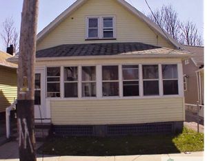 121 Scrantom St, Rochester, NY 14605