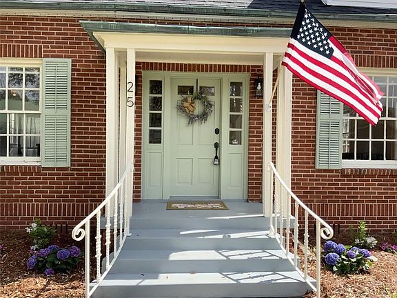 2nd image of 25 Benedict Pl