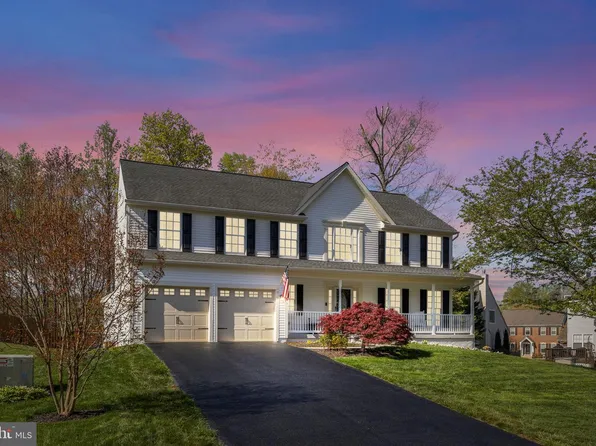 8 Queens Mill Ct, Stafford, VA 22554