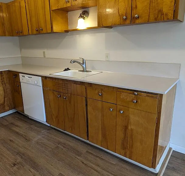 Park Village Apartments — Photo 102