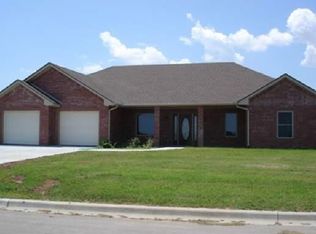 1003 N Blake Ave, Hydro, OK 73048