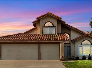 114 Bracebridge Rd, Riverside, CA 92506