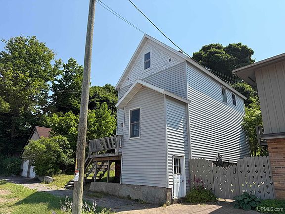 2nd image of 307 W Houghton Ave