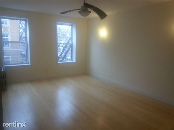 70 Dahill Rd (3C) A