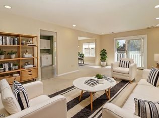 8 Rebecca Rd, East Hanover, NJ 07936