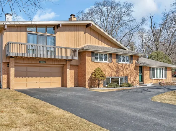 12926 S Oak Park Ave, Palos Heights, IL 60463