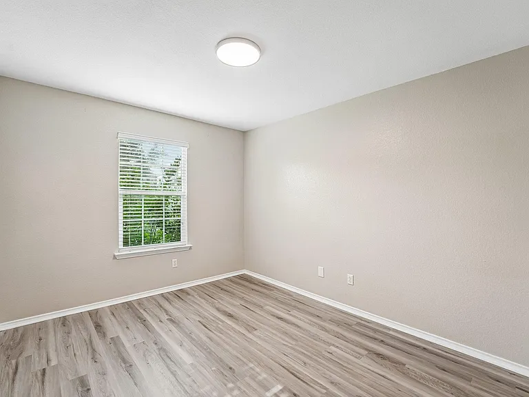 9209 Bowfield Dr — Photo 16
